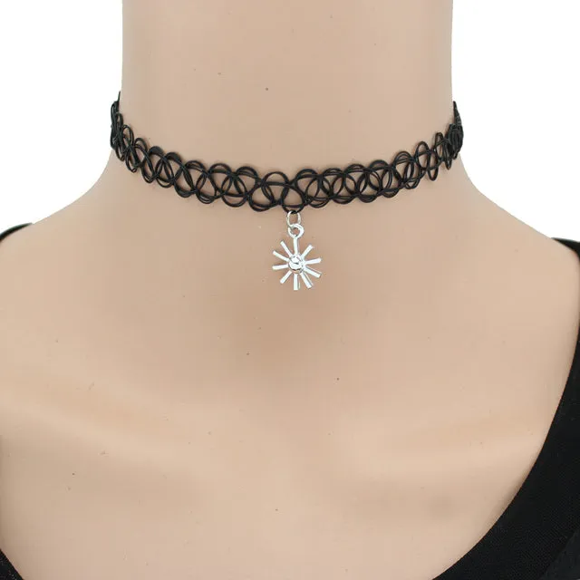 2017 New Vintage Stretch Tattoo Choker Necklace Gothic Punk Grunge Henna Elastic With Pendant Necklaces DY000