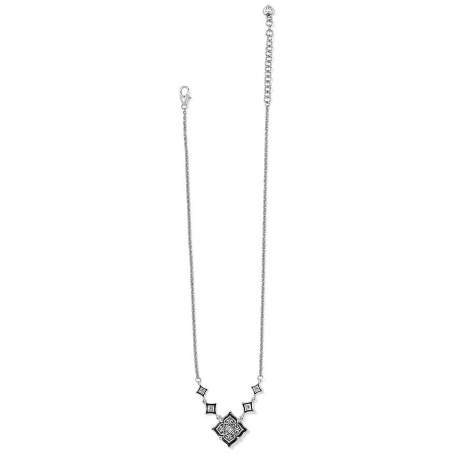 Alcazar Mystique Short Necklace