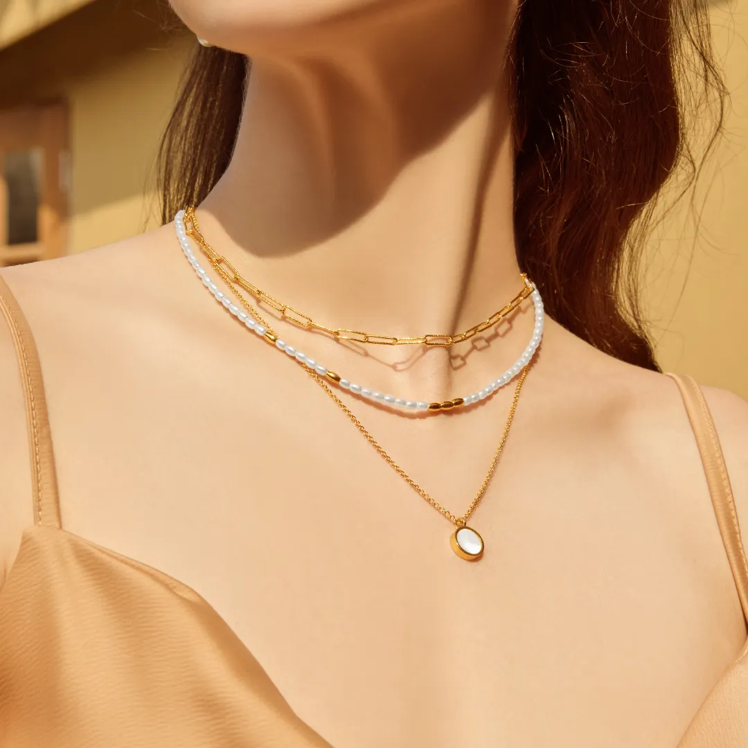 Bella Freshwater Pearl Choker