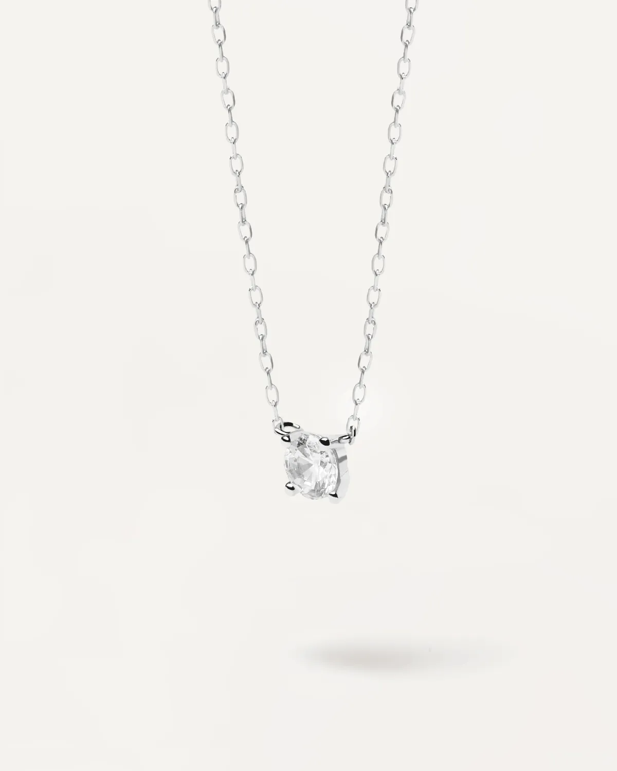 Diamonds and White Gold Solitaire Medium Necklace