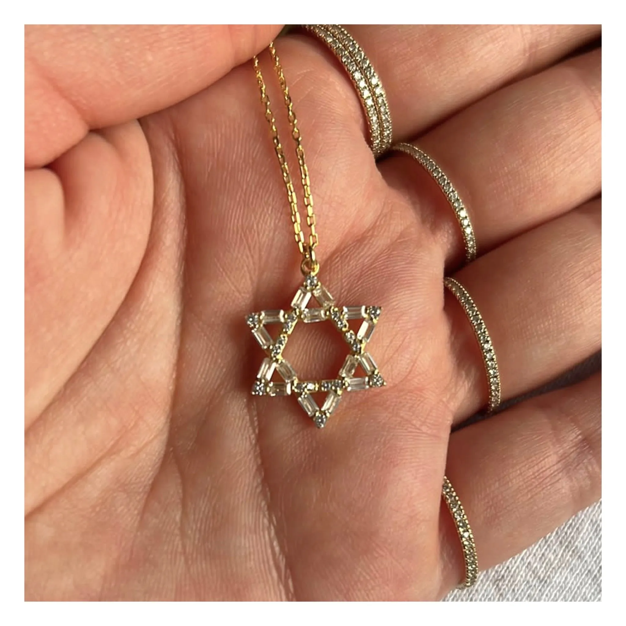 Medium Nessa Magen David Necklace