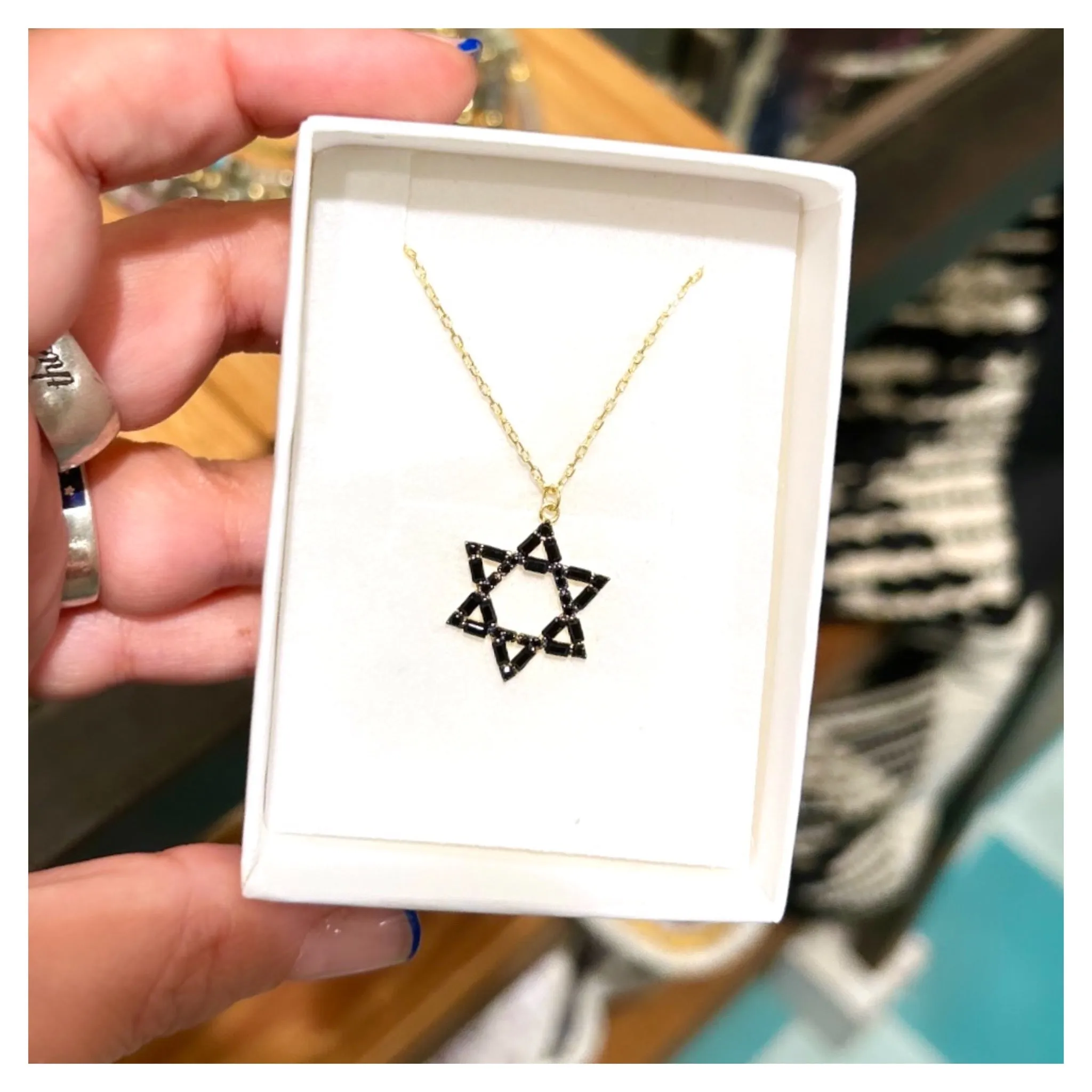 Medium Nessa Magen David Necklace