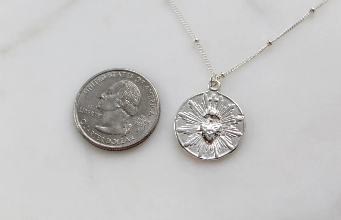 The Little Sacred Heart® minimalist version in silver