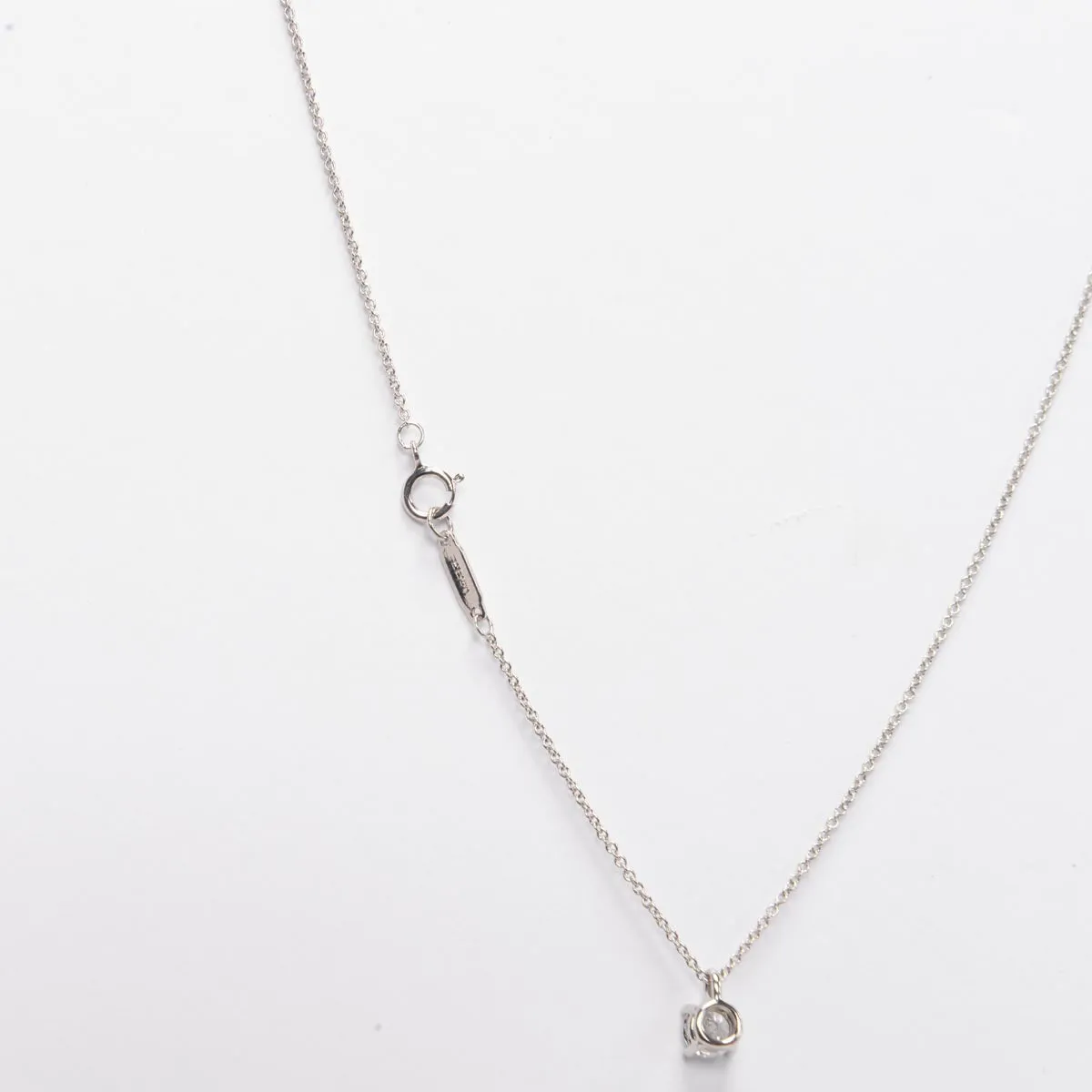 Tiffany & Co Elegant Platinum Pendant Necklace with Stunning Diamonds