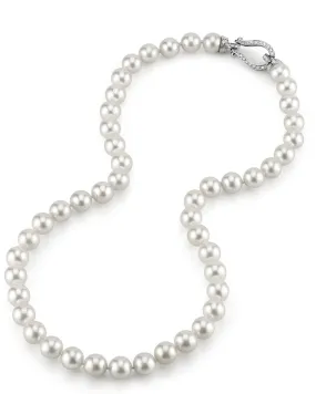 Luxurious White Japanese Hanadama Akoya Pearl Necklace, 8.5-9.0mm