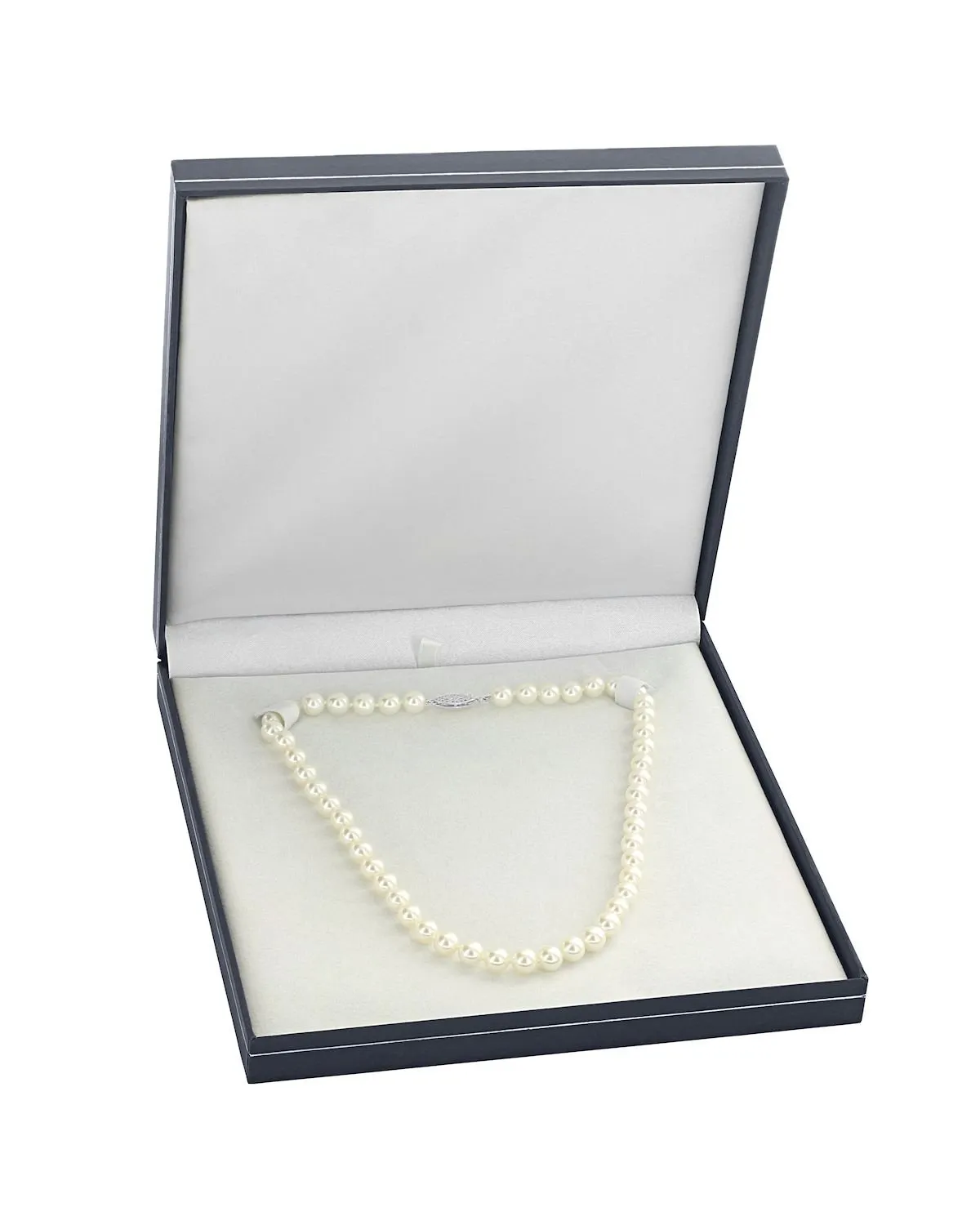 Luxurious White Japanese Hanadama Akoya Pearl Necklace, 8.5-9.0mm